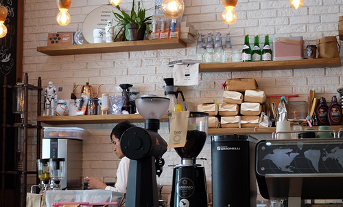 Six tips to help you succeed in hospitality