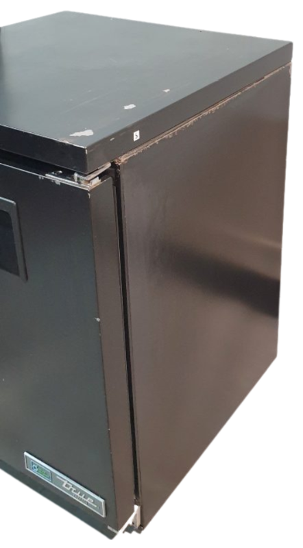 True TUC-24F-HC Undercounter Freezer