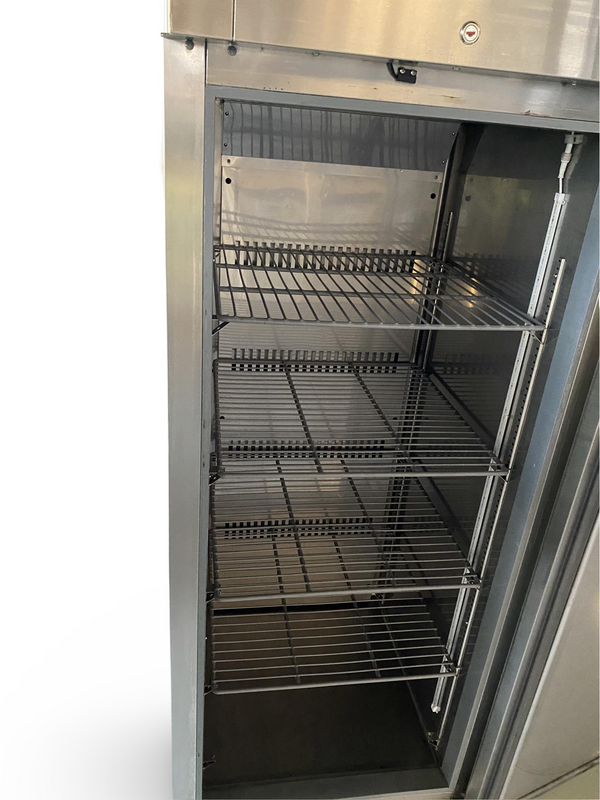 Skope ReFlex RF7.UPR.1.SD Upright Fridge