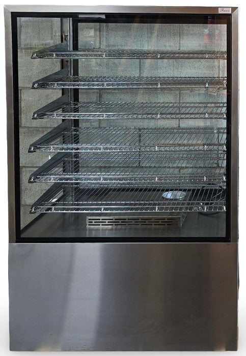Festive York 900mm Heated Display Cabinet