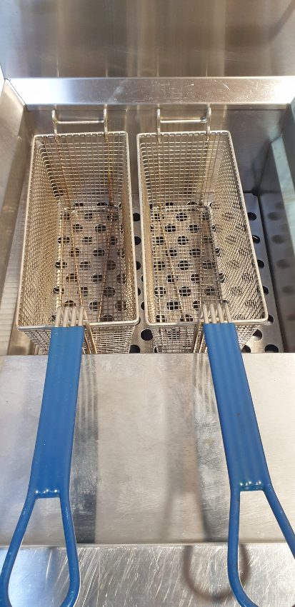 Blue Seal GT45 Fryer