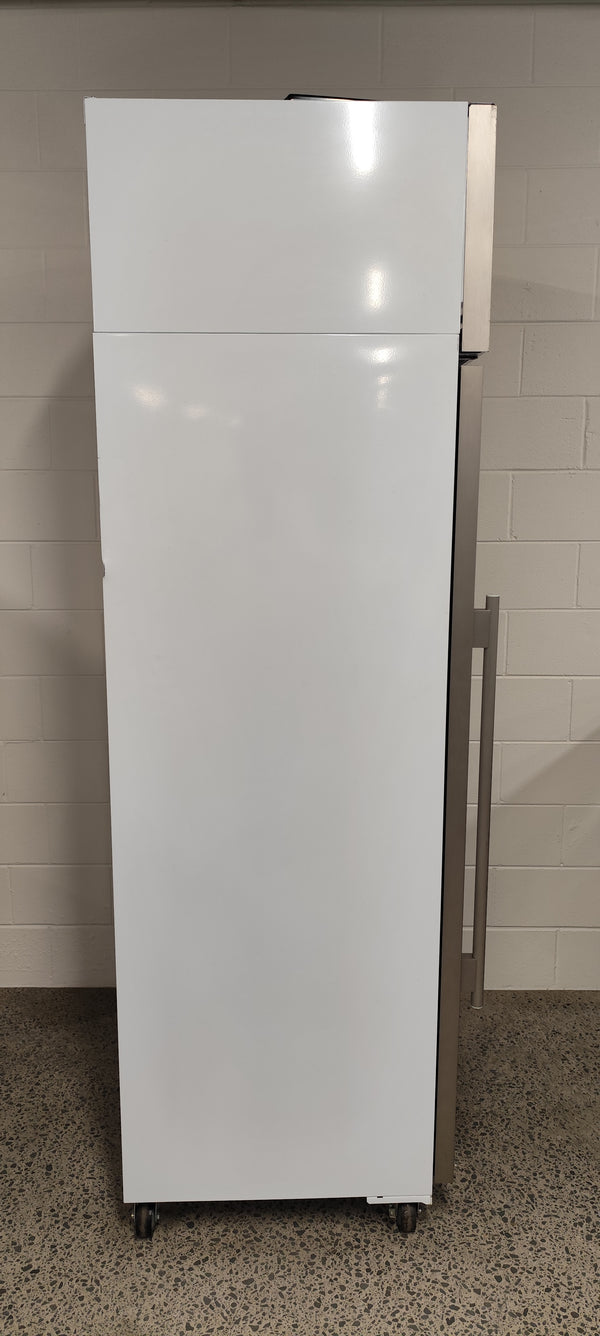 Skope TMF650N-A 1 Door Upright Freezer