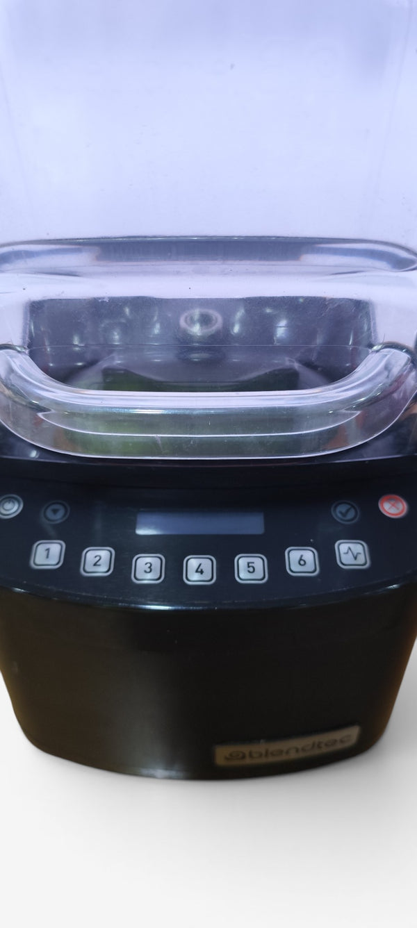 Blendtec Stealth 885 Blender