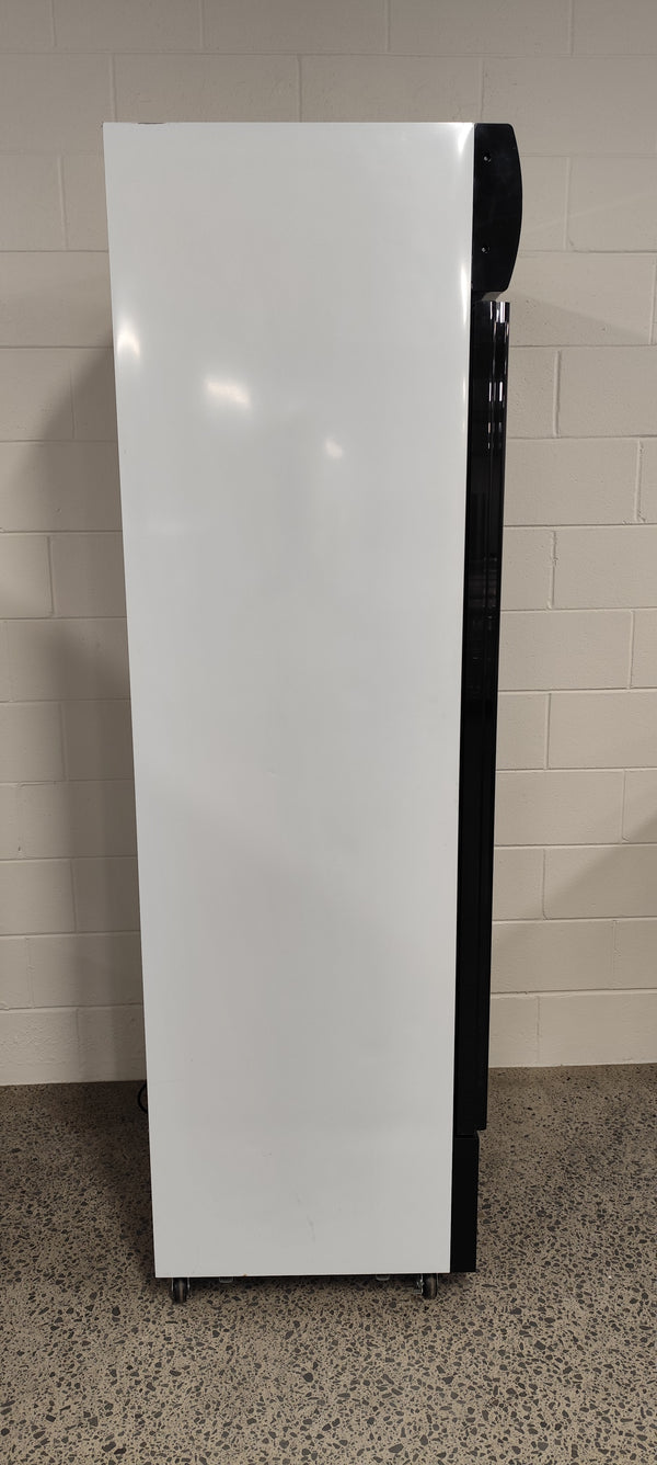 Delta ERD38 Upright Fridge