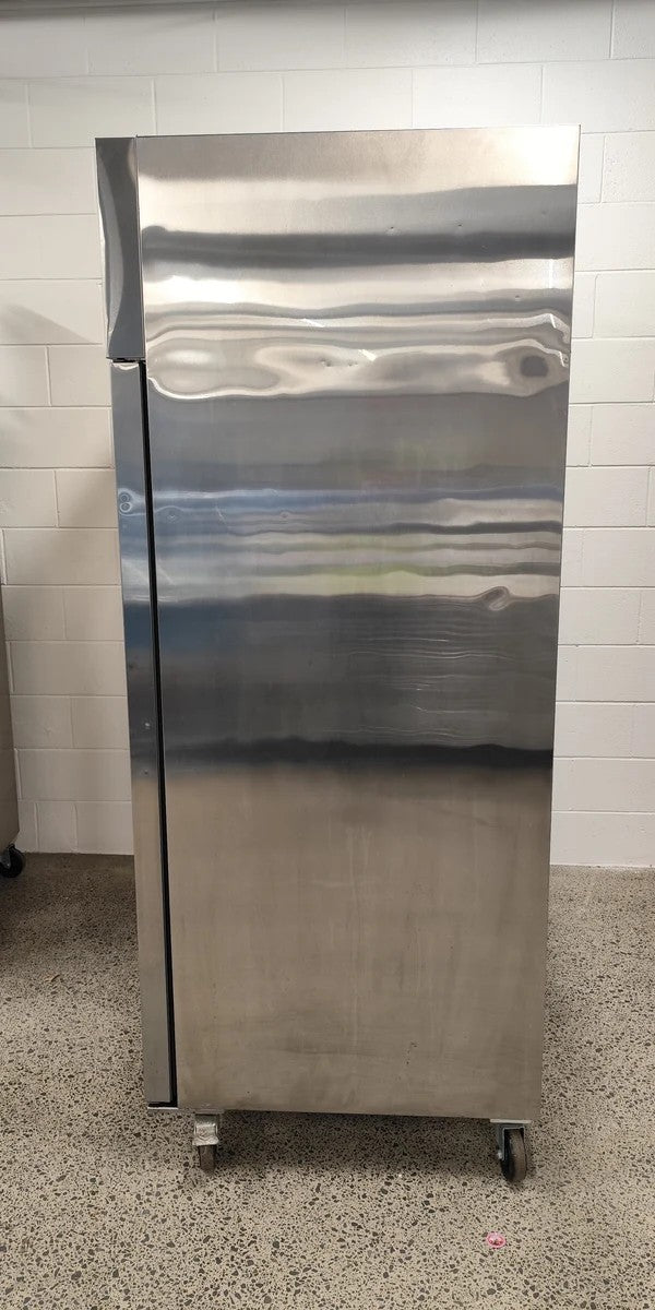 Polar DL895-A 2 Door Upright Chiller