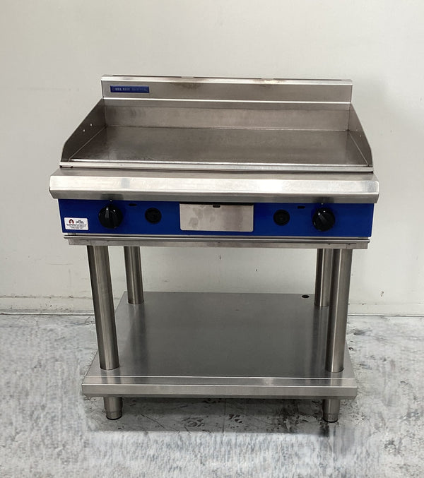 Blue Seal GP516-LS 900mm Gas Griddle on Legset