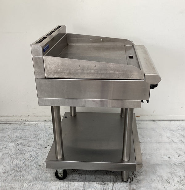 Blue Seal GP516-LS 900mm Gas Griddle on Legset