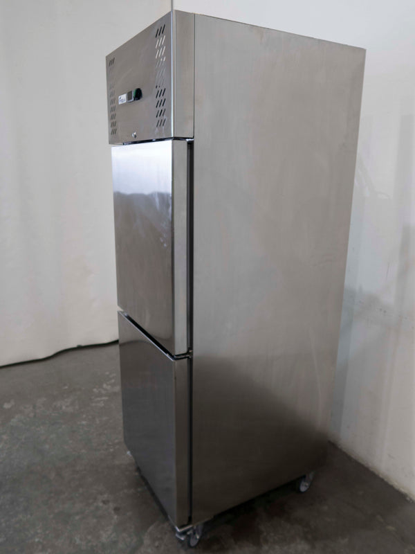 FED XURC600S1V Upright Fridge