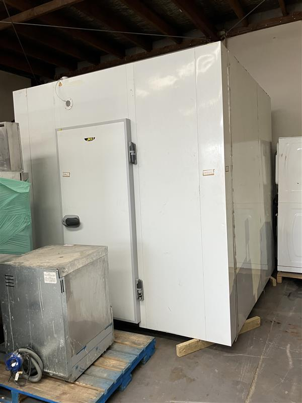 JKS 2.4m Freezer Room