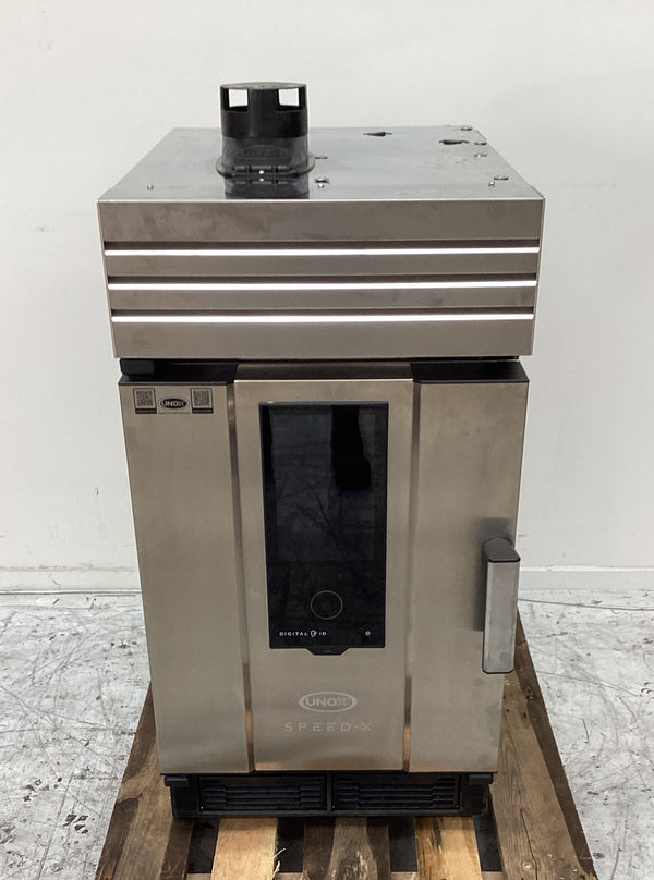 Unox XEPA-0523-EXRN Combi Speed Oven with Ventless Hood