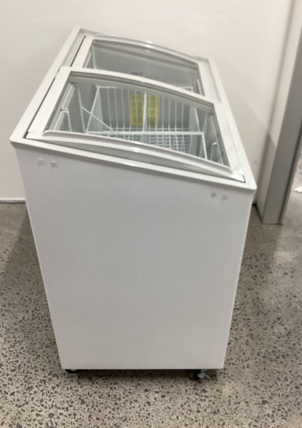 Polar GM498-A Display Chest Freezer