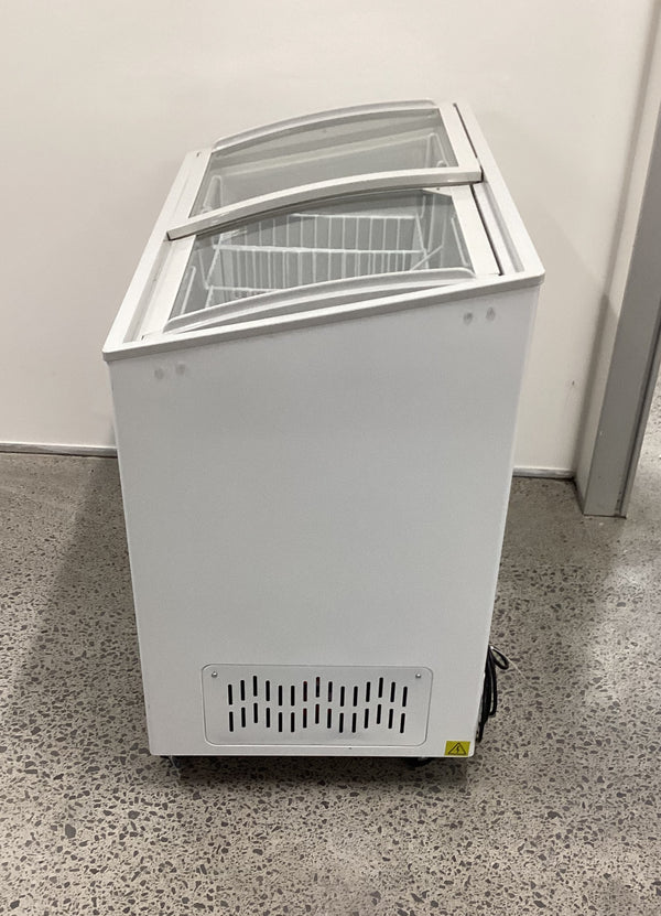 Polar GM498-A Display Chest Freezer