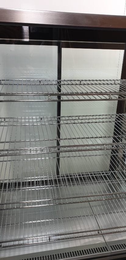 Festive YC18 Chilled Display Cabinet (4)