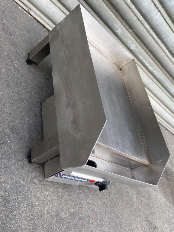 BAKBAR E93 Countertop Griddle Plate (4)