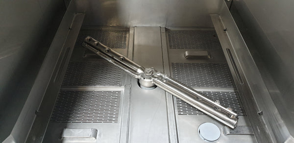 Starline GLV Under Counter Dishwasher. (4)