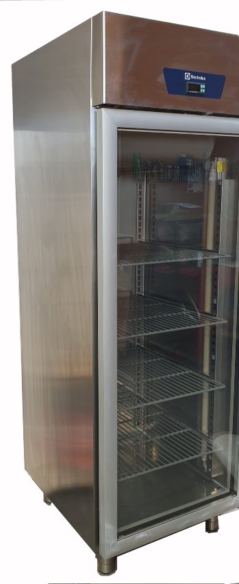 Electrolux SB600P1GDA Upright Fridge