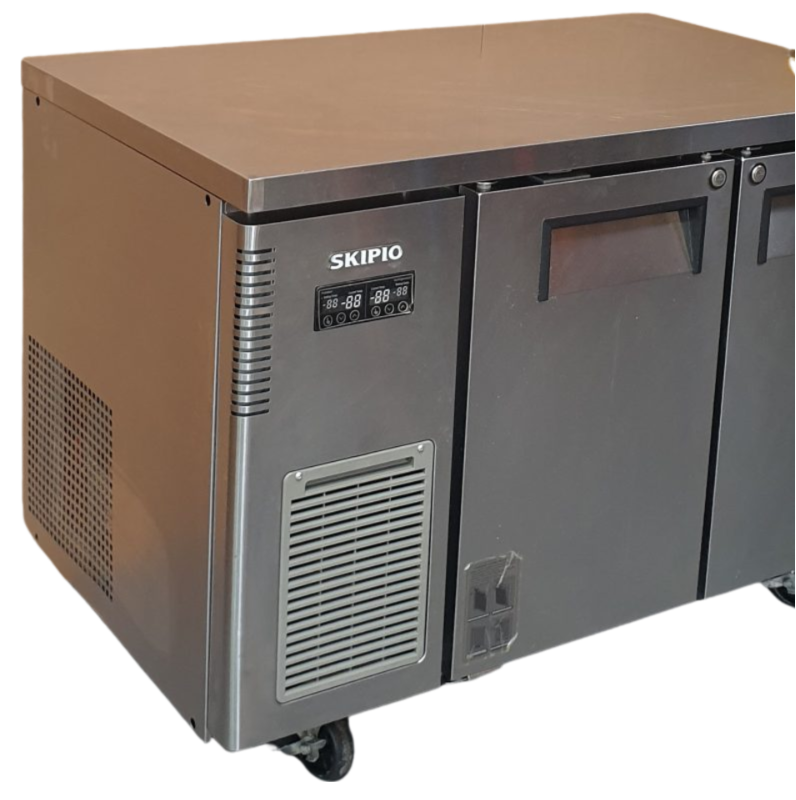 Skipio SURF12-2 Underbench Fridge and Freezer