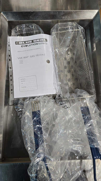 Blue Seal GT45 Gas Fryer