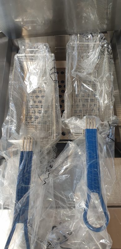 Blue Seal E43 Electric Fryer