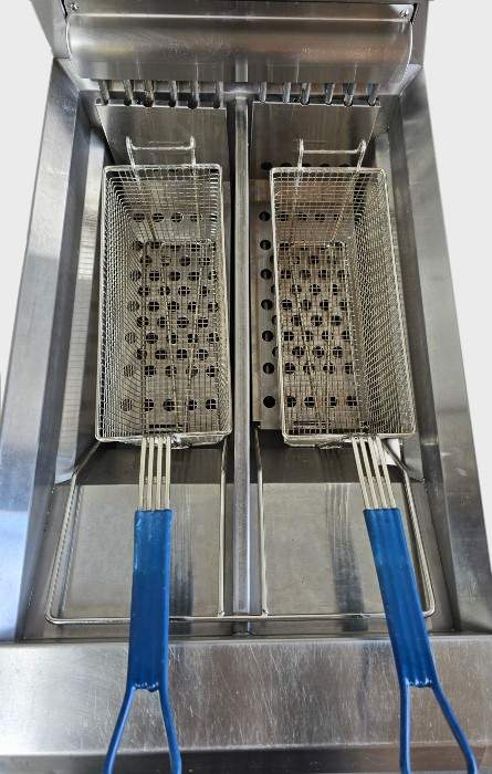 Blue Seal E44 Electric Fryer