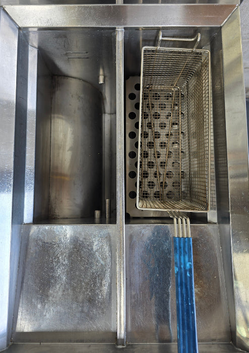Blue Seal GT46 (LPG) Twin Tank Fryer