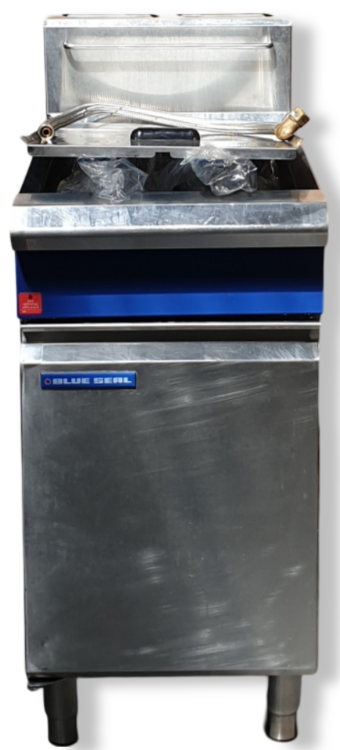 Blue Seal GT46 Fryer (LPG)