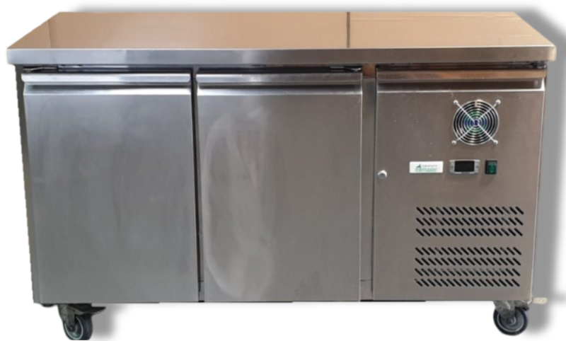 FED XUB7F1S2V Under counter freezer