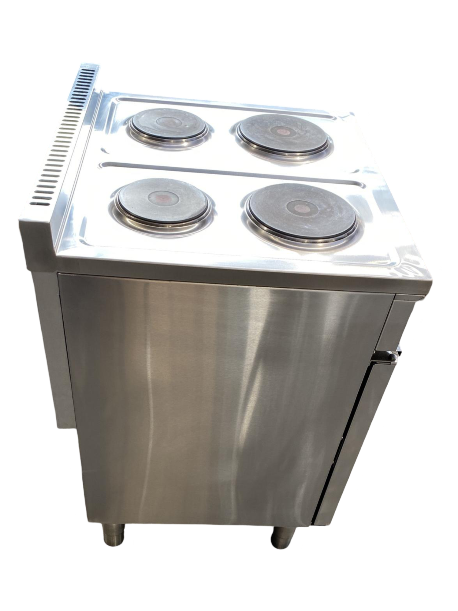 Turbofan E931M Convection Oven and Cooktop