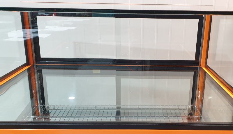 Festive DCC9 Chilled Display with Ambient