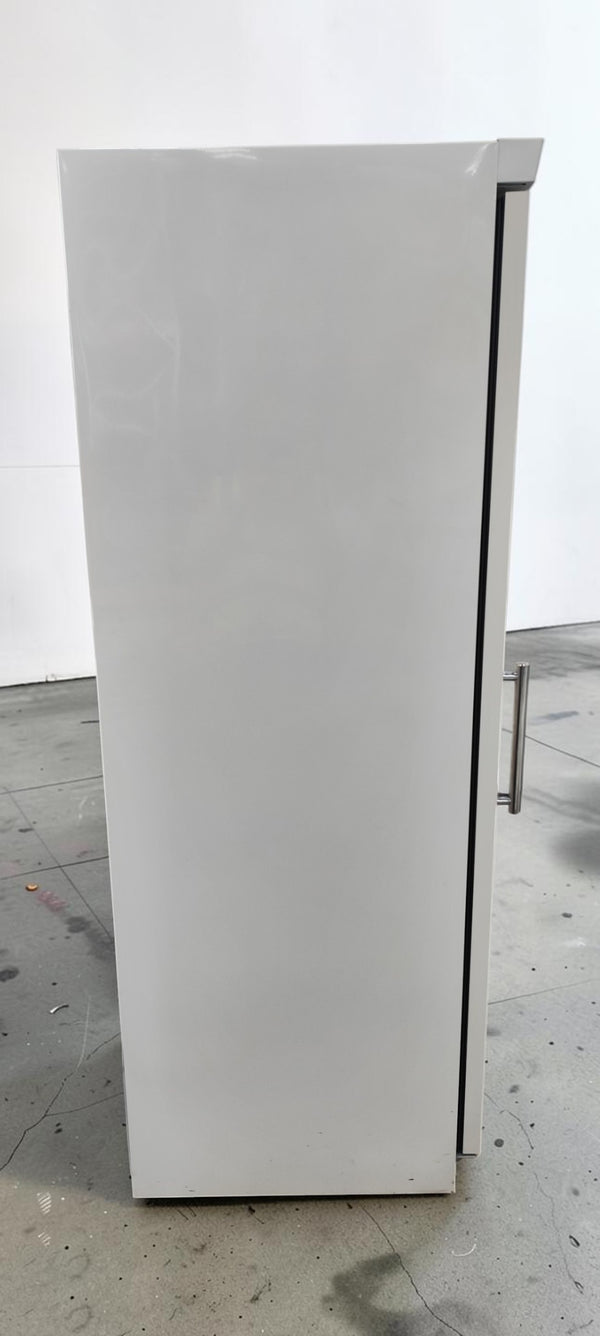 Polar CD088-A-03 C-Series 1 Door Upright Display Chiller
