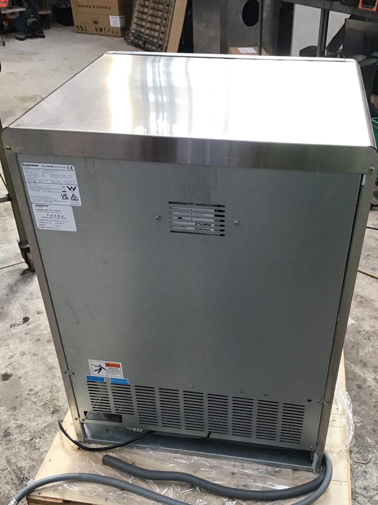 Scotsman NU300AS Ice Machine