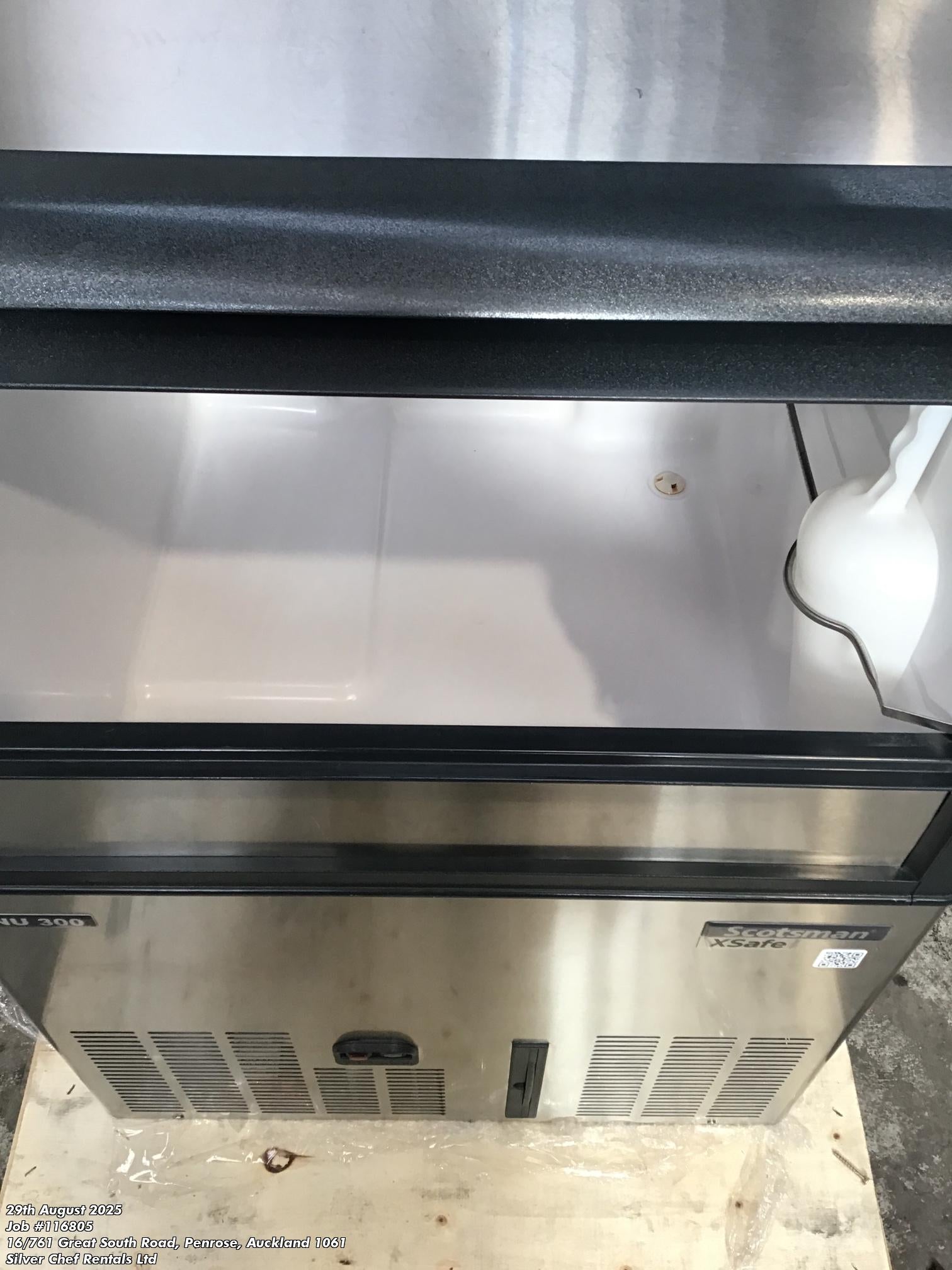 Scotsman NU300AS Ice Machine
