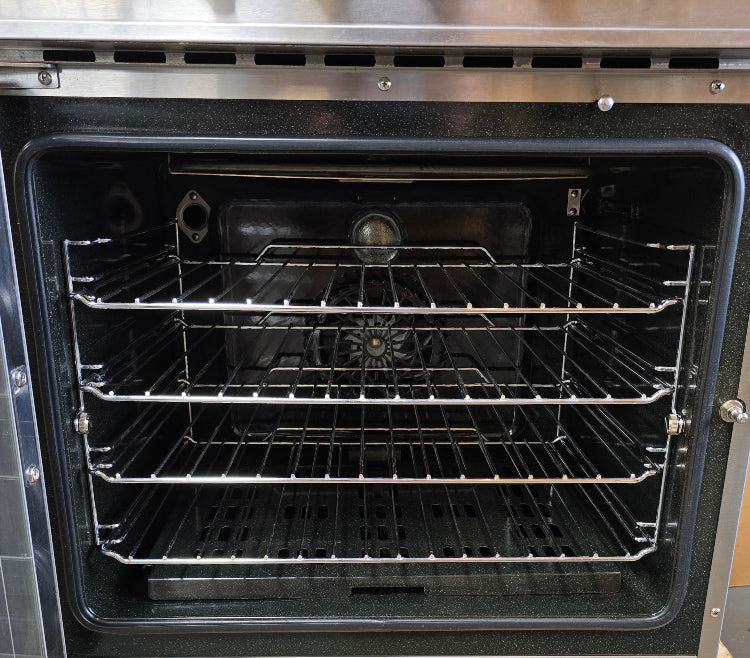 Turbofan E931M Convection Oven and Cooktop