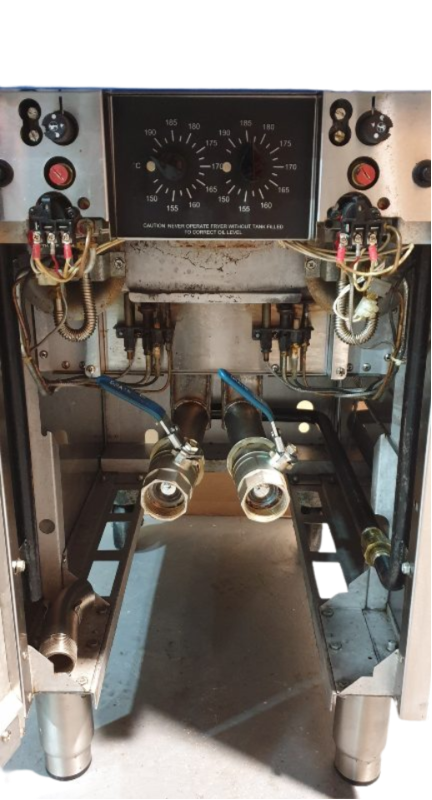 Blue Seal GT46 Gas Twin Tank Deep Fryer