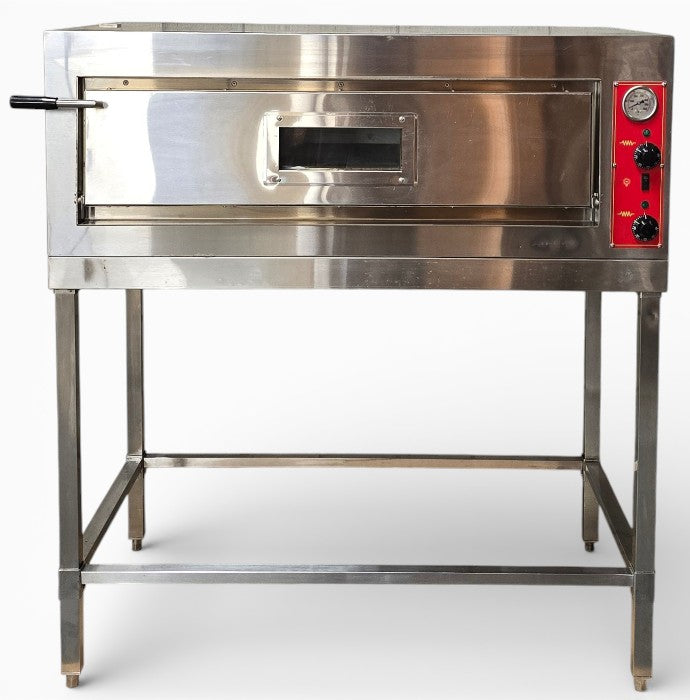 Black Panther EP-1-1-SDE Pizza Oven with Stand