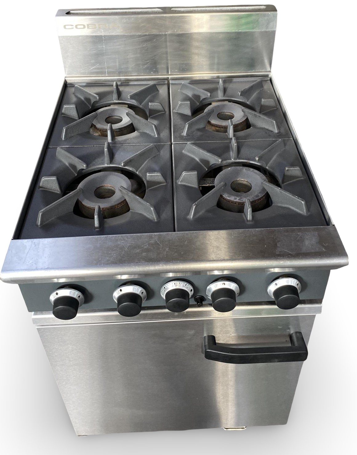 Cobra CR6DL Four Burner Gas Range Oven