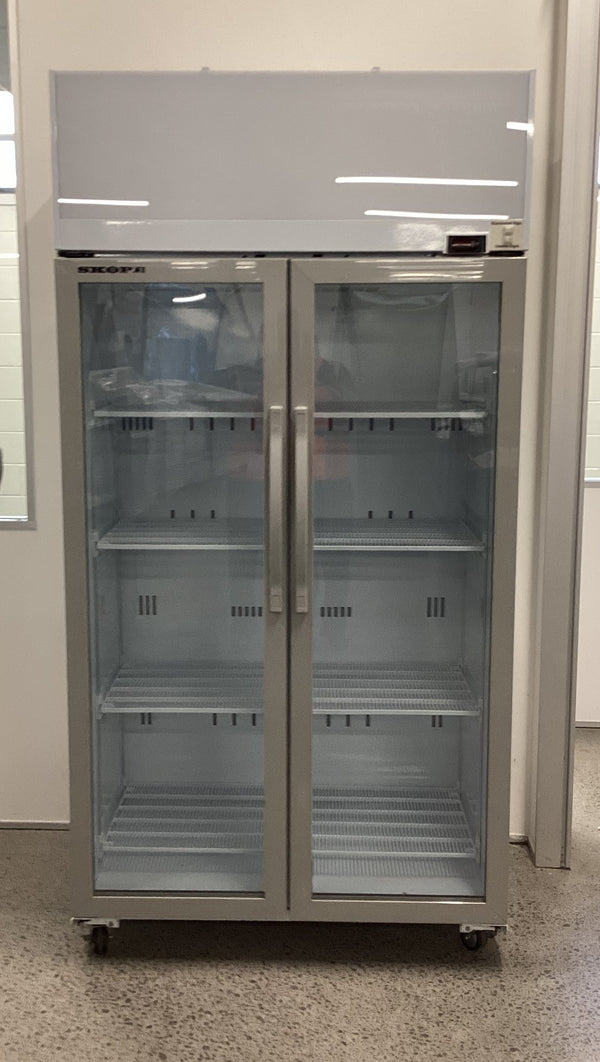 Skope EziCore TCE1000N 2 Door Upright Chiller