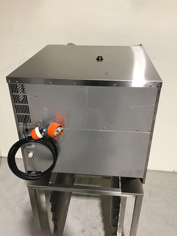 Turbofan E32D4 Convection Oven with Stand