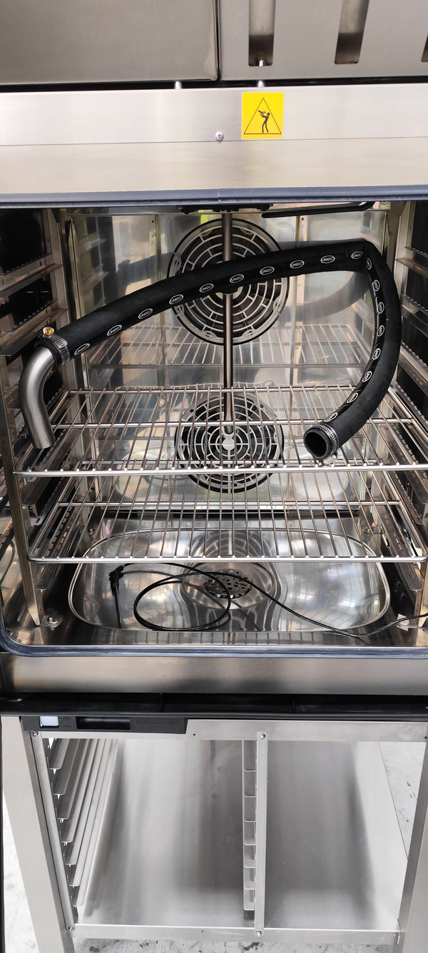 Unox XEVC-0711-EPR CHEFTOP 7 Tray Combi Oven with Stand and Condenser Hood