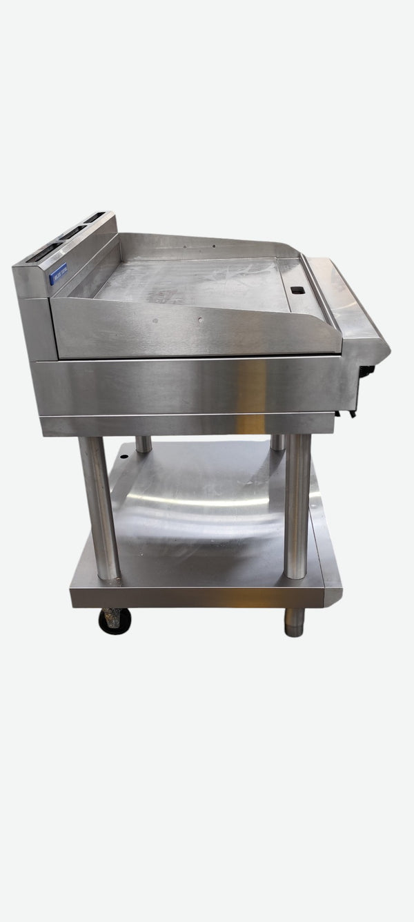 Blue Seal GP514-LS Gas Griddle on Legstand