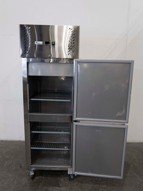 FED XURC600S1V Upright Fridge