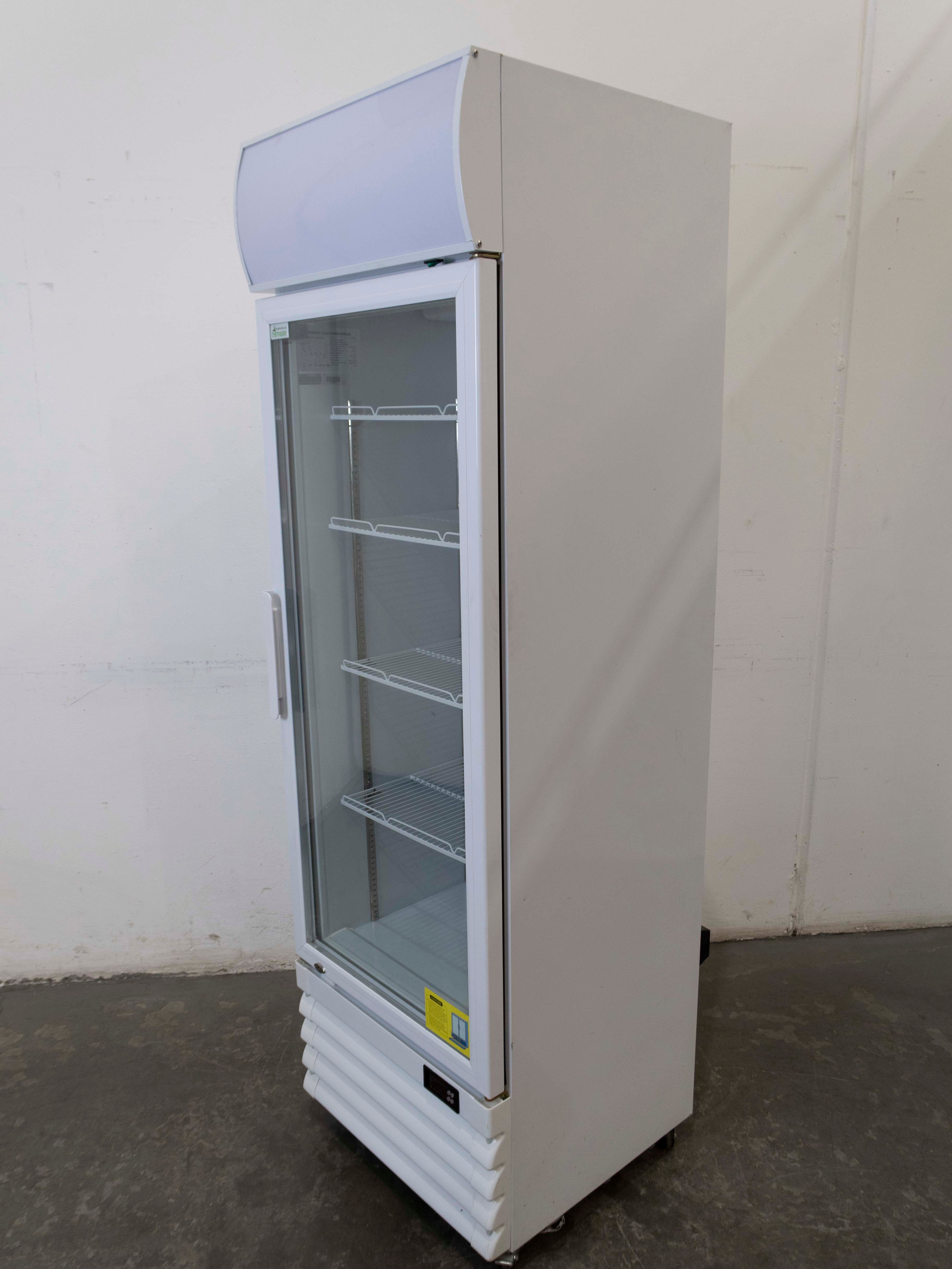 Saltas NDA2625 Upright Freezer