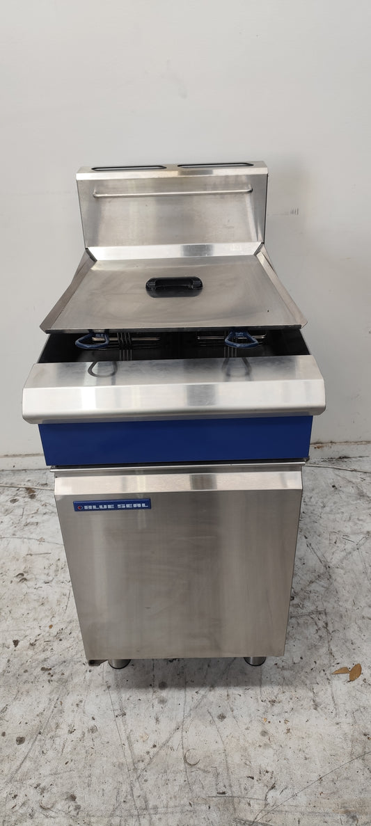 Blue Seal GT46 Twin Pan Gas Fryer