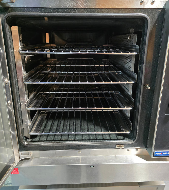 Turbofan G32D4 Convection Oven and Stand