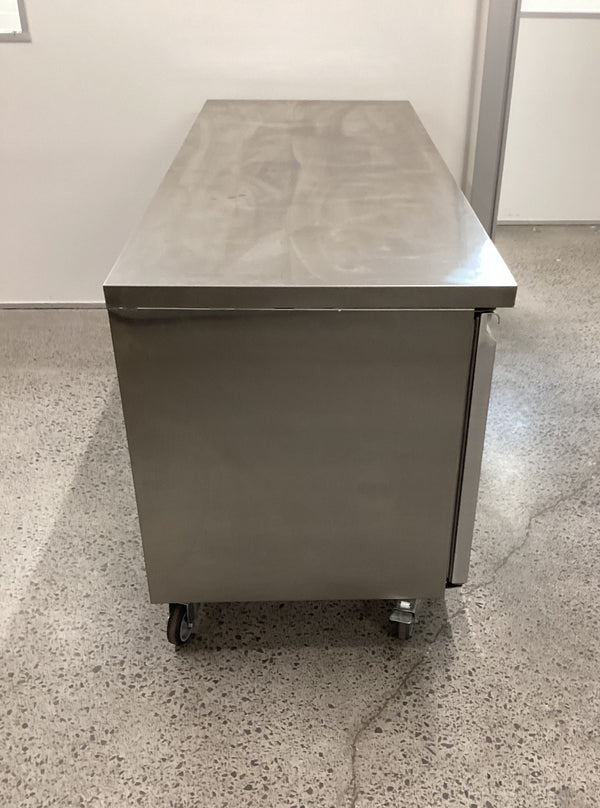 FED-X XUB7C18S3V 3 Door Underbench Chiller