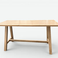 Idaho Oak Bar Leaner