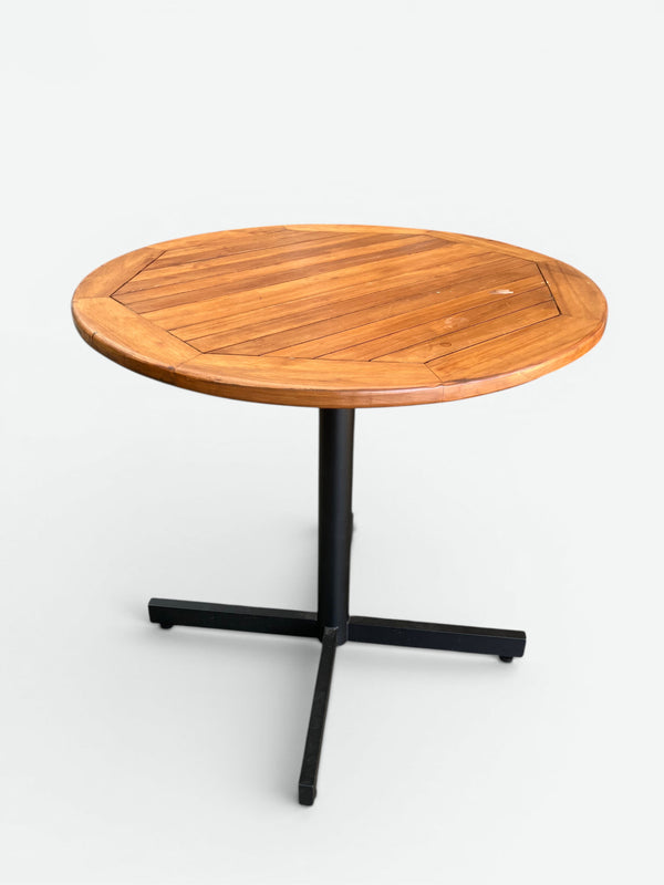 Round 80cm Table x4 (pairs with 901420)