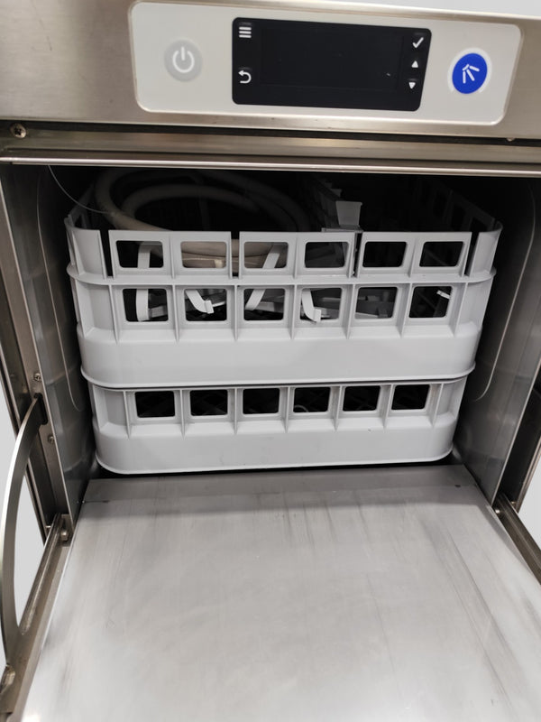 Classeq C400 Glasswasher & Dishwasher