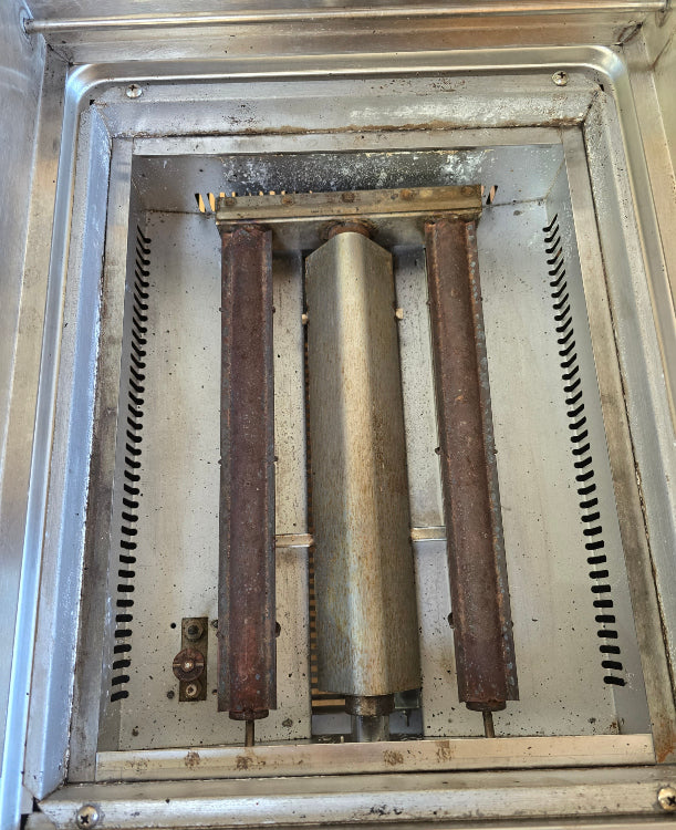 FED JUS-TRH40 Benchtop Lava Rock Grill with Stand