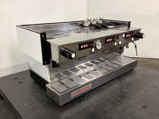 La Marzocco Linea Classic 3 Group Coffee Machine